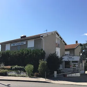 https://hotel-val-de-saone-lyon-caluire-rilleux.hotels-rhonealpes.com